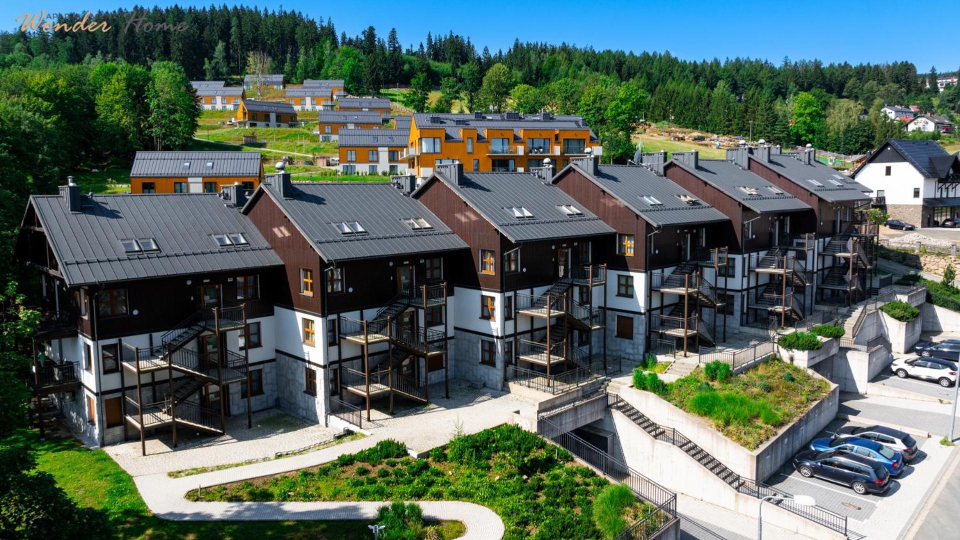 Wonder Home - Apartamenty Residence Karpacz Blisko Stoku Narciarskiego, Z Balkonami I Parkingiem 외부 사진